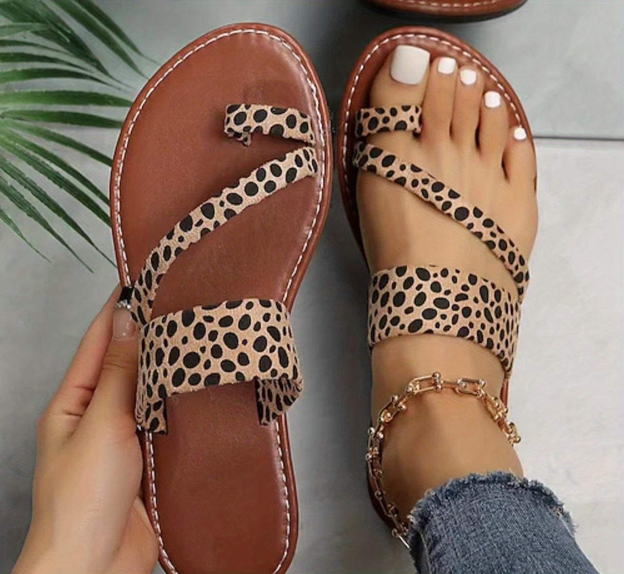 womens leopard printed flat slides toe loop non slip open toe slide sandals outdoor beach slides shoes details 0